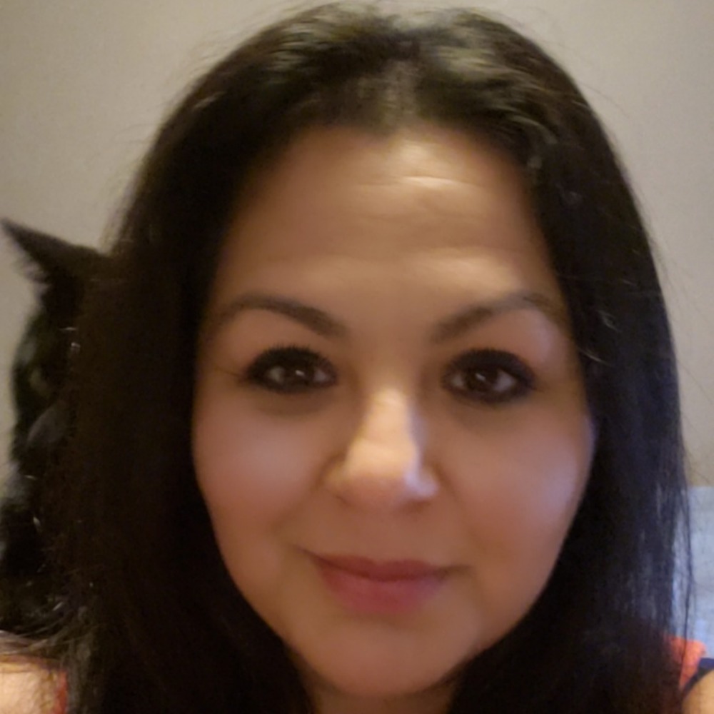 Meet your Posher, Valentina